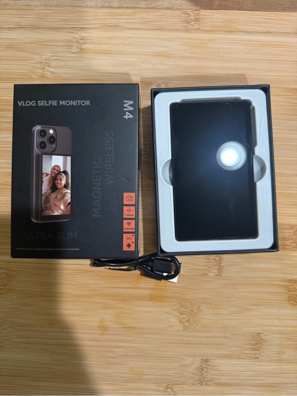 M4 Vlog Selfie Monitor - Black